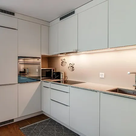 Linda Terrace By Quokka 360 - Modern One-bedroom Flat With Sun Terrace דירה *