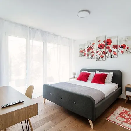 아파트 Linda Terrace By Quokka 360 - Modern With Spacious Private Terrace *