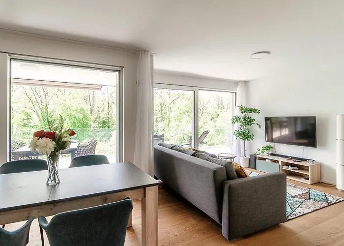 Linda Terrace By Quokka 360 - Modern One-bedroom Flat With Sun Terrace 로카르노